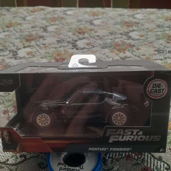 PONTIAC FIREBIRD 1/32 DIECAST Carousel 2