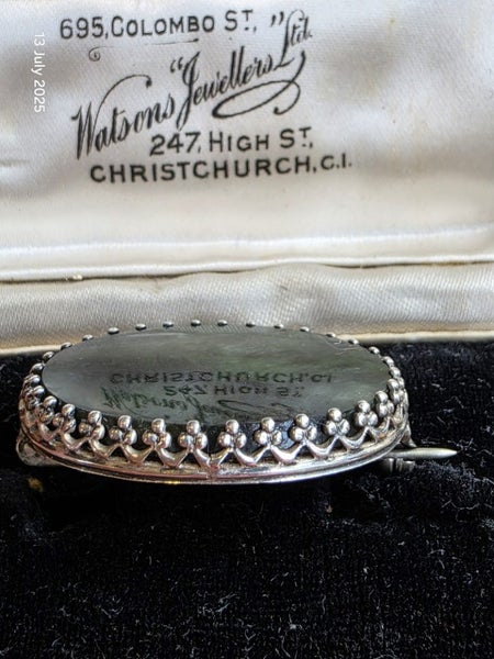 $1 Antique Sterling Silver Greenstone Brooch 7.04gm Carousel 2