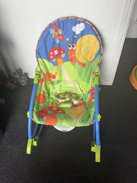 FISHER PRICE INFANT TO TODDLER ROCKER Carousel 1