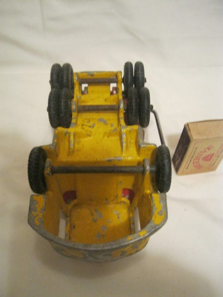 Fun Ho Tip truck -vintage Carousel 6