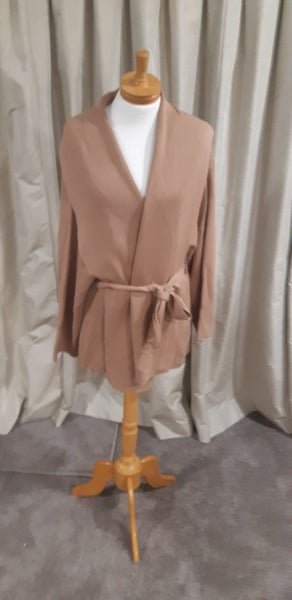 SUSSAN Wrap Knit Carousel 1