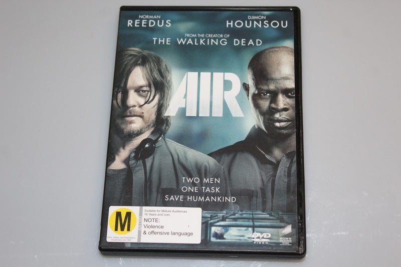 Air (DVD) – Norman Reedus & Djimon Hounsou Carousel 1