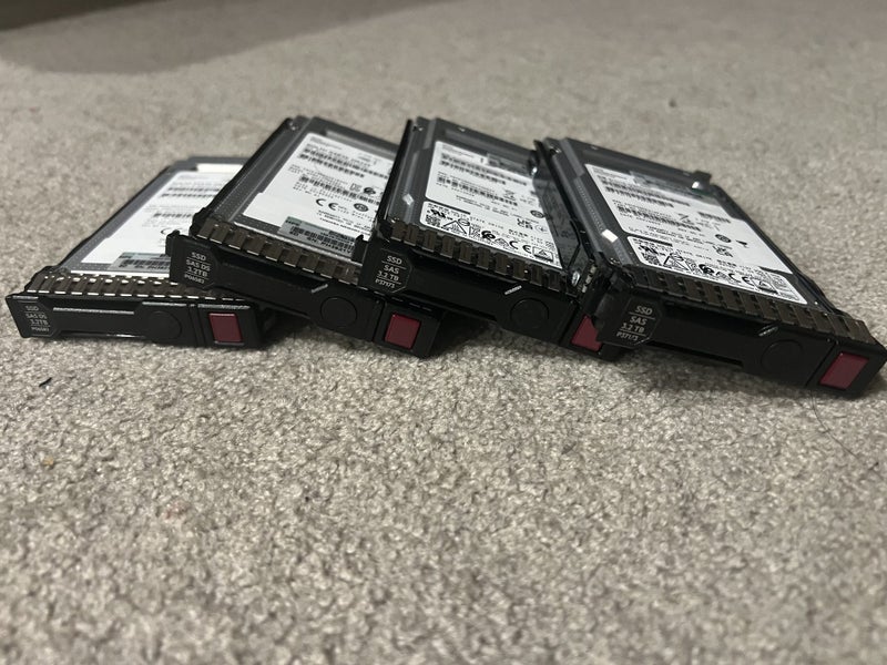 4 x HPE 3.2TB 24G SAS SSD drives Carousel 1