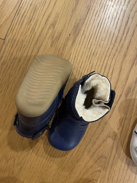 Toddler shoe bundle - size 20 Carousel 2