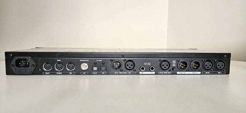 Behringer Ultra Curve Pro DEQ2496 Carousel 2