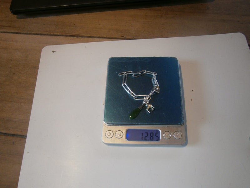 ANTQ. STG.SIL. FOB CHAIN BRACELET+NZ GREENSTONE &KIWI FOBS Carousel 7