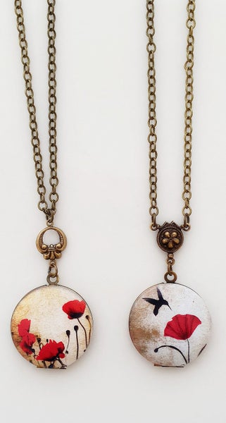 Poppy Locket - 2 unique designs, choose your favourite Carousel 2