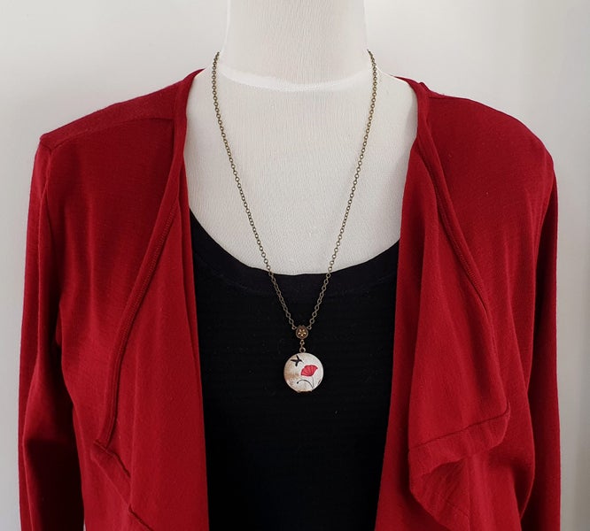 Poppy Locket - 2 unique designs, choose your favourite Carousel 6