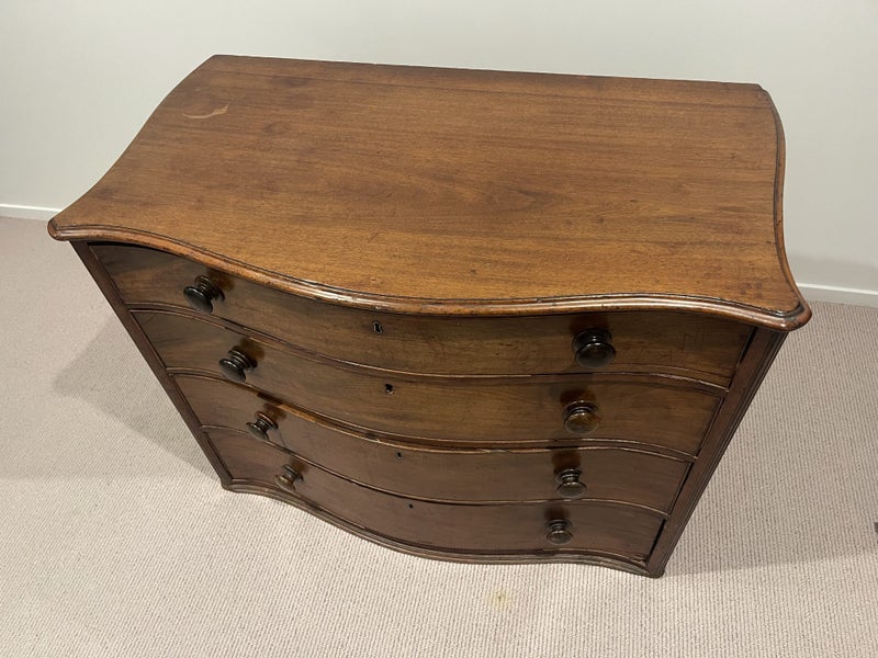 Antique chest of drawers63615258538755113