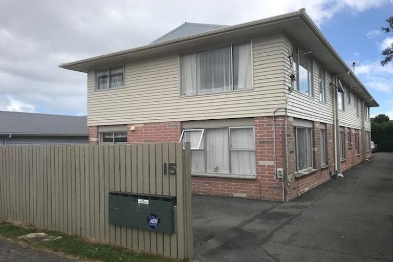 Image 1 of 6