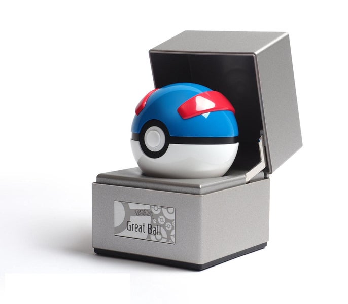 The Wand Company Pokemon - Great Ball Prop Replica Carousel 1