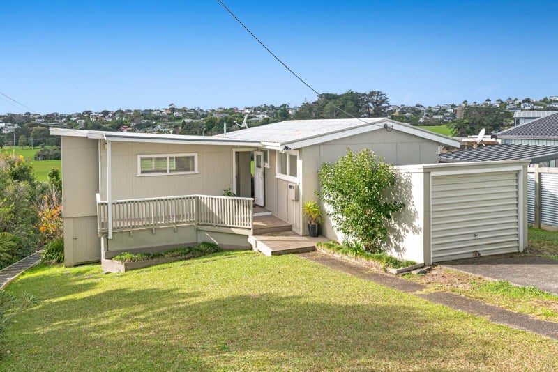 Image 2 of 29