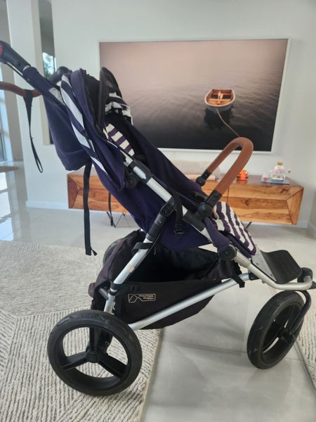 Mountain Buggy - Urban Jungle Luxury Nautilus Carousel 1