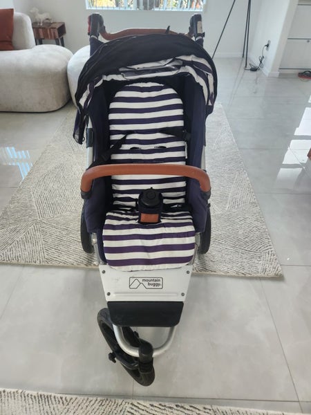 Mountain Buggy - Urban Jungle Luxury Nautilus Carousel 2