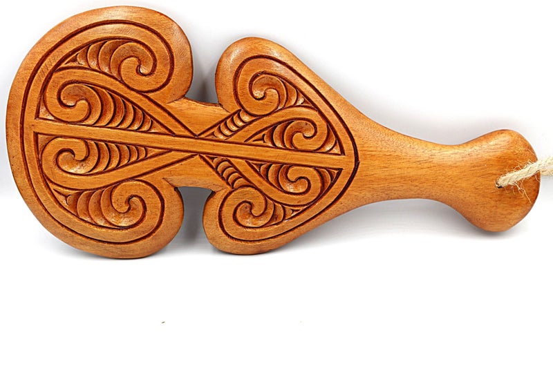 Patu with notches WA050 Carousel 1