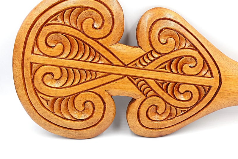 Patu with notches WA050 Carousel 2