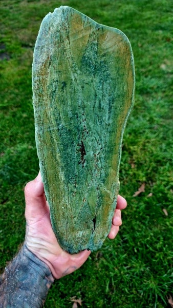 Greenstone slab Carousel 1