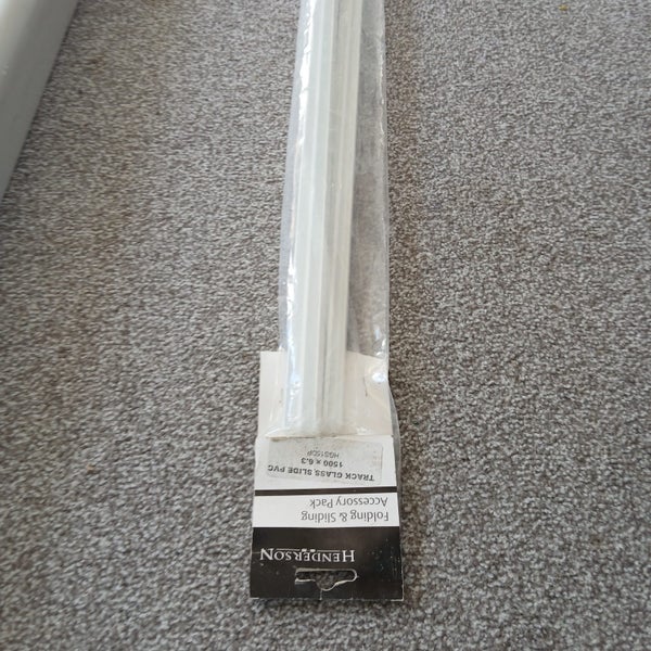 HENDERSON FOLDING & SLIDING PVC TRACK GLASS SLIDE NEW Carousel 6