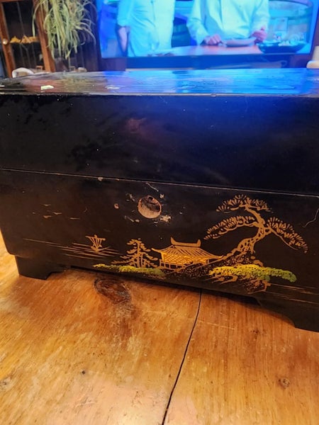 Japanese jewellery box Carousel 2