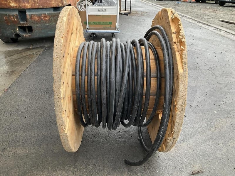 Nexans 7x25mm2 Electrical Cable Remnants on Large Drum Carousel 2
