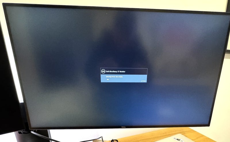 2x Dell 27" UltraSharp Monitors & Dell Stand63612824925697112