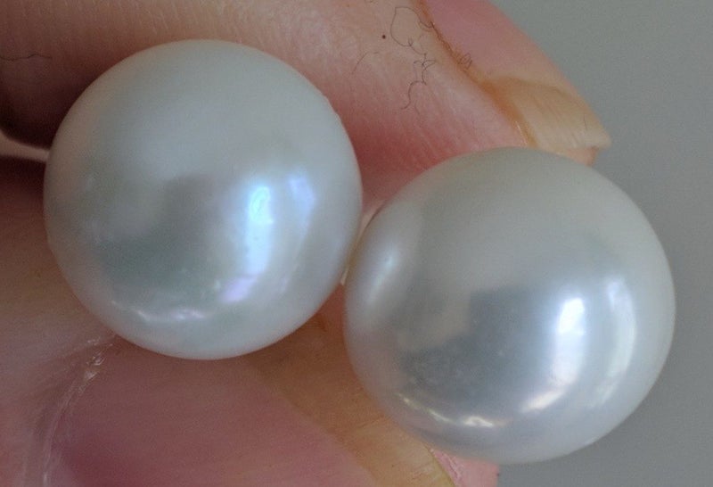 SALE! 14K White Round 9.5-10mm Pearl Stud Earrings Carousel 1
