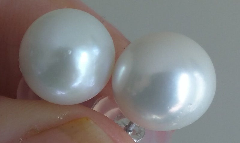 SALE! 14K White Round 9.5-10mm Pearl Stud Earrings Carousel 7