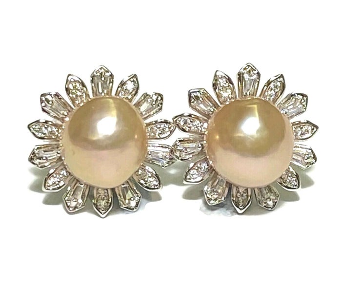 10 - 10.5mm Peach Pink Edison Pearl Stud Earrings Carousel 2