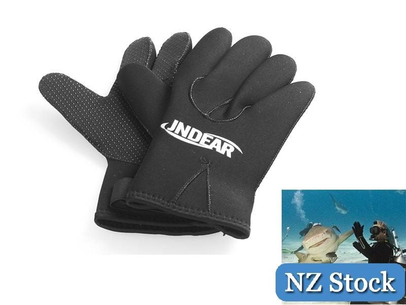Dive Gloves XL (Auckland Stock) Carousel 1