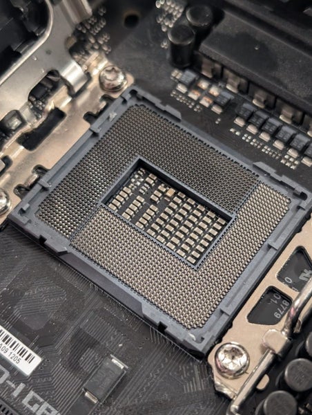 $1 RES Asus Strix B760i ITX motherboard 18 months old Carousel 3