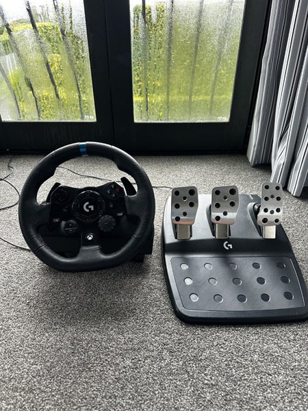 G923 Logitech Driving Wheel for Xbox/PC Carousel 1