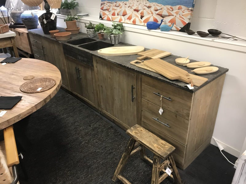 Kitchen, rustic cabinet and stone bench top Carousel 2