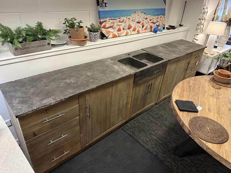 Kitchen, rustic cabinet and stone bench top Carousel 1