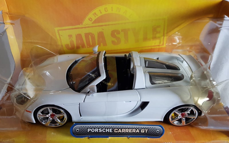 Porsche Carrera GT Jada 1/24 Scale Dub City White Carousel 1