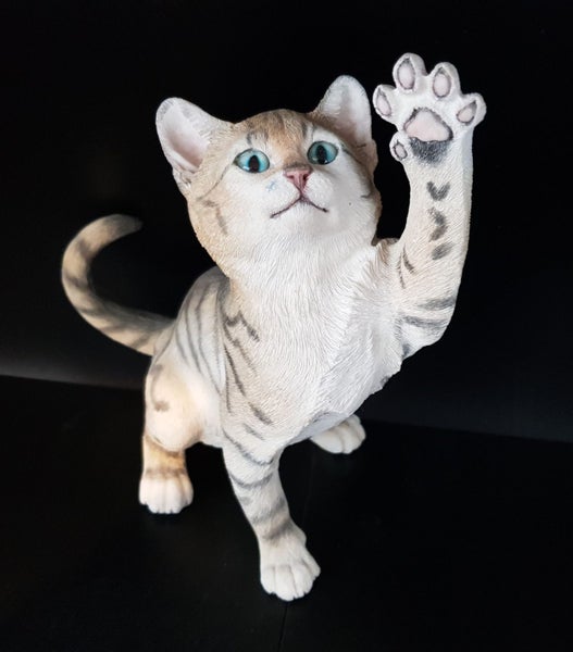 CURIOUS KITTEN STRETCHING - CA05368 -COUNTRY ARTISTS Carousel 1