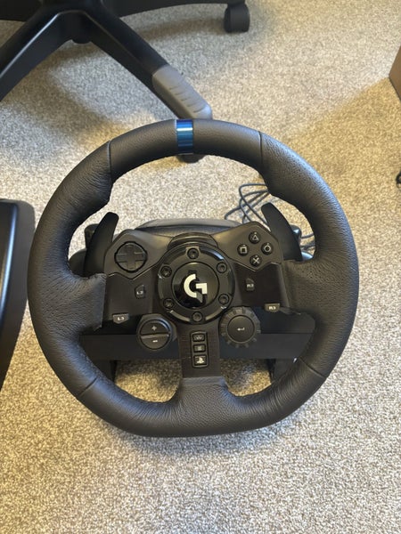 G923 Racing Wheel/Pedals and Shifter Carousel 1