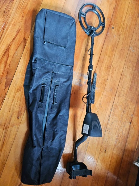 Metal Detector - Entry Level Carousel 1
