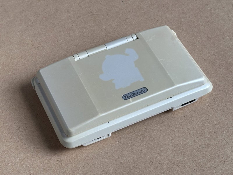 White Original Nintendo DS Carousel 2