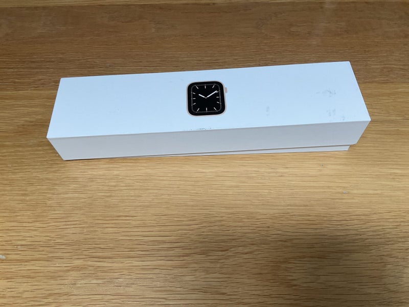 APPLE WATCH SERIES 5- PINK SAND Carousel 1