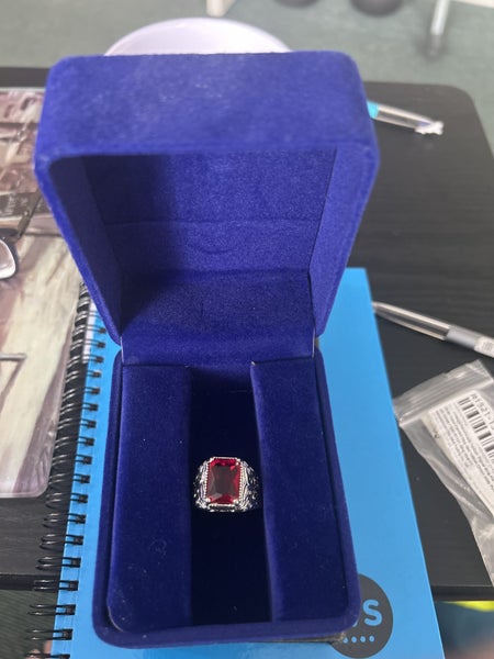 Beautiful Red and silver Ring Carousel 1