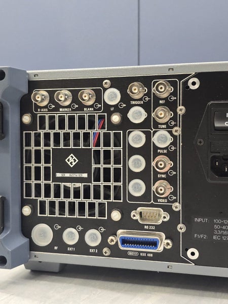 Rohde & Schwarz Signal Generator SM-T02 (R&S SMT02 5 kHz - 1.5 GHz) Carousel 8