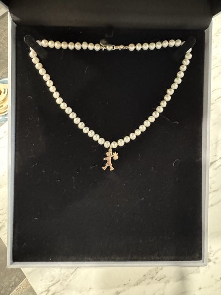 No Reserve. Karen Walker Girls with all the pearls necklace -Silver Carousel 1