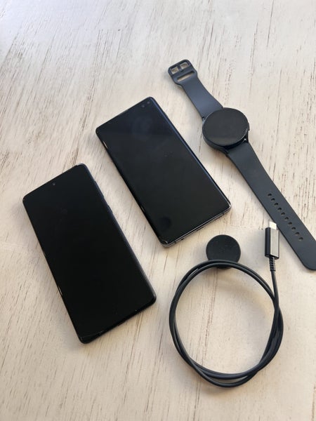 $1 Reserve Samsung Tech Bundle – Galaxy Watch 6 + S10+ + A71 Carousel 11