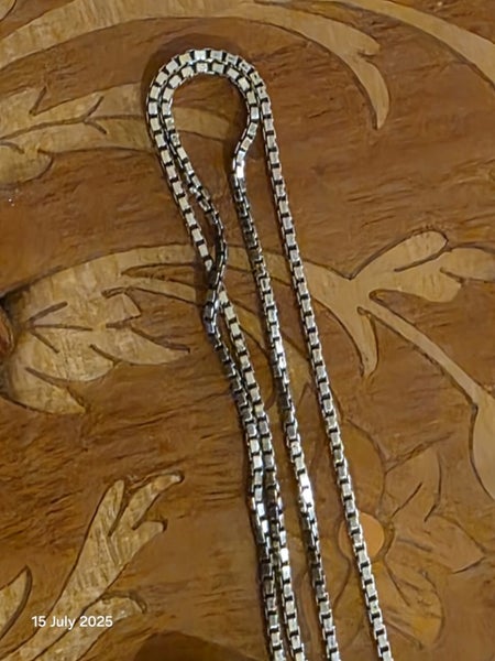 $1 Vintage Ponamu Greenstone Heart Pendant on 835 Sterling Box Chain 5.87gm Carousel 15
