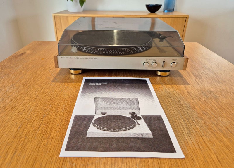 Harman Kardon HK720 vintage turntable.....made in Japan! Carousel 7