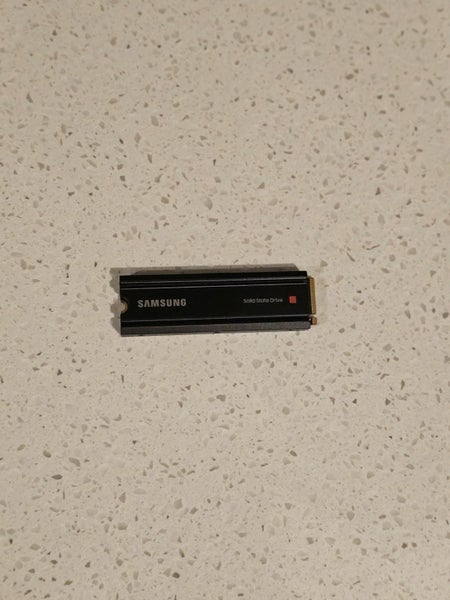 Samsung 980 Pro with Heat Sink 1TB SSD Carousel 1