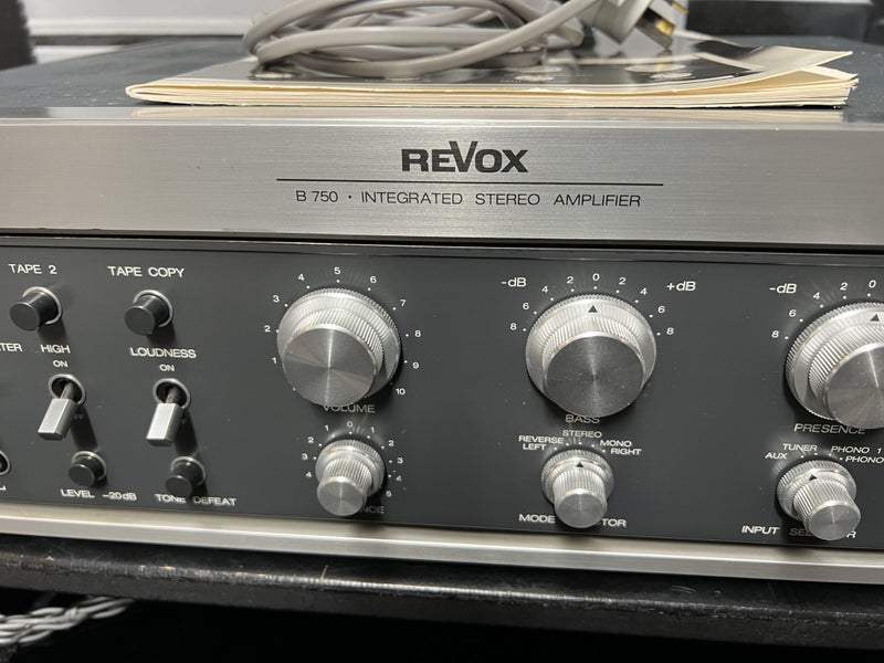 Vintage Revox Amplifier B750 Carousel 2