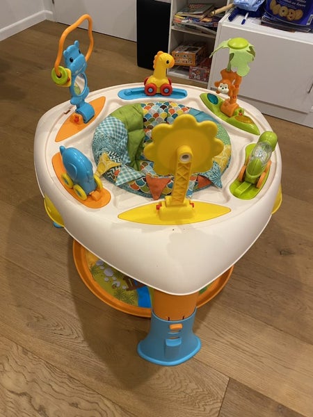 Bouncer Carousel 1