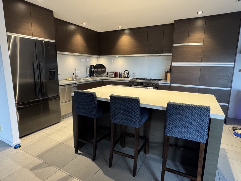 Complete kitchen cabinetry & bench top Carousel 1