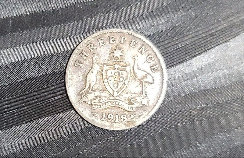 1918 threepence and BULK Commemorative Coins AUSTRALIA Carousel 1